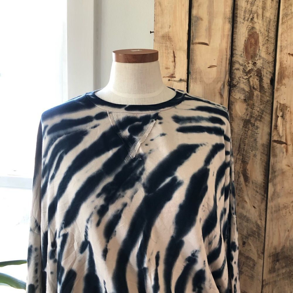 Young Fabulous & Broke‎ Navy/Tan Tie Dye Fleece Relaxed Sweatshirt Size Small